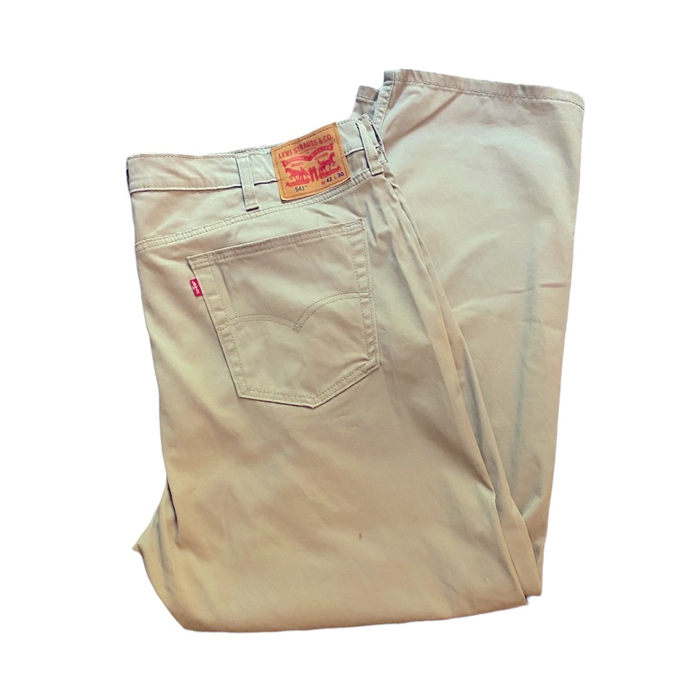 Men’s 541 Levi’s Khaki Pants 42x30